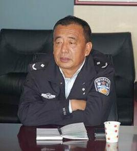 周志林[銀川市公安局原黨委委員、副局長]