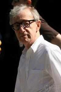 《百老匯的丹尼·羅斯》