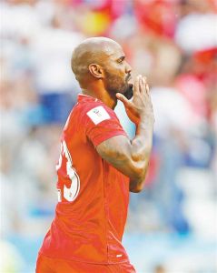 巴洛伊[巴拿馬足球運動員]