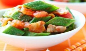 番茄培根炒秋葵 番茄培根炒秋葵