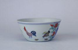 鬥彩雞缸杯[京藏鬥彩雞缸杯]