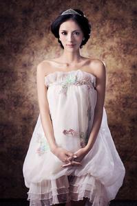 尹航早年藝術照