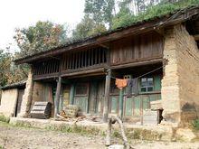 團山自然村[雲南臨滄雲縣漫灣鎮慢光村委會慢團山自然村]