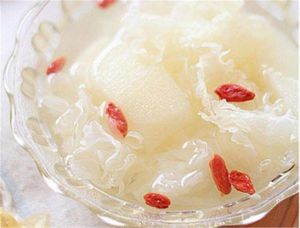 銀耳冰糖雪梨 銀耳冰糖雪梨