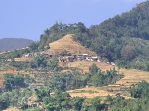 咪卡中寨村 咪卡中寨村