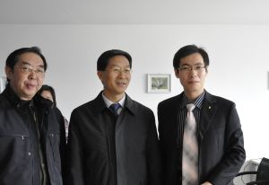 江蘇省副省長曹衛星去公司視察