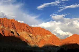 阿什貢七彩峰叢