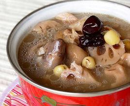 蓮藕豬腳 蓮藕豬腳