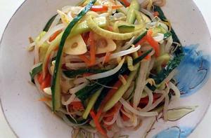 涼拌豆芽黃瓜菜 涼拌豆芽黃瓜菜