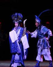 姜亦珊、李繼春《大漠昭君》劇照