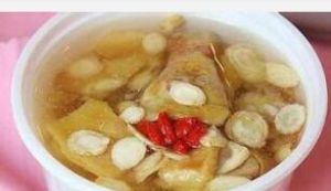 松子仁西洋參鮮雞湯 松子仁西洋參鮮雞湯