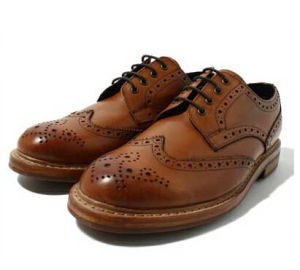 雕花皮鞋 雕花皮鞋