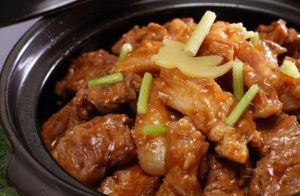 滋補酸辣牛筋煲 滋補酸辣牛筋煲