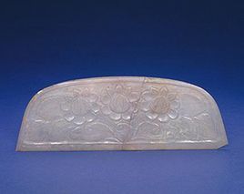 唐玉花卉紋梳背 唐玉花卉紋梳背