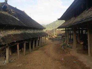 曼巴老村 曼巴老村