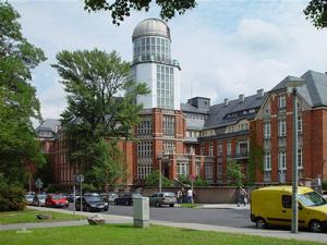 德勒斯登工業大學