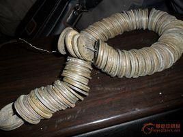 家財萬貫[詞語釋義]