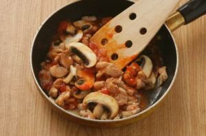 蘑菇醬面 蘑菇醬面