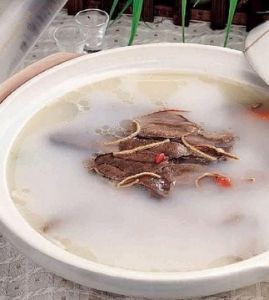 羊肉湯鍋