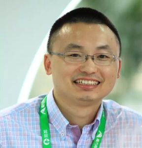 企業去哪創始人  張永平