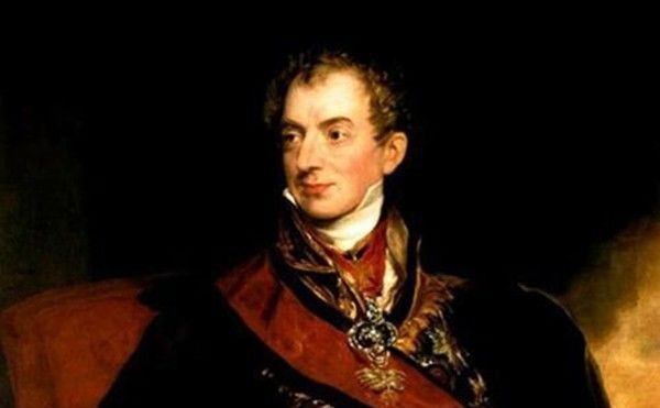 他被譽為歐洲宰相,締造和平秩序,卻把祖國變成恐怖監獄,最後扮女人逃命 他被譽為歐洲宰相,締造和平秩序,卻把祖國變成恐怖監獄,最後扮女人逃命