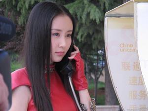 舒暢《魔幻手機》飾 傻妞