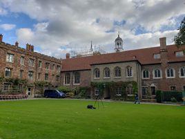 王后學院 王后學院