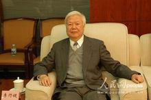 教育部語言文字套用研究所研究員李行健