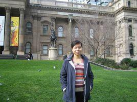 曾新[華東政法大學外語學院教師]