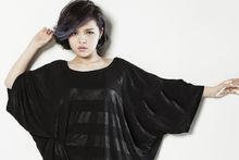 那年夏天我學會了在被子裡抱緊自己