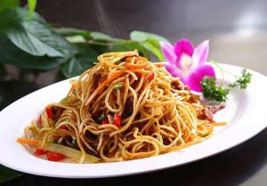 肉絲白果炒麵 肉絲白果炒麵