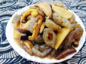 魔芋海參 魔芋海參