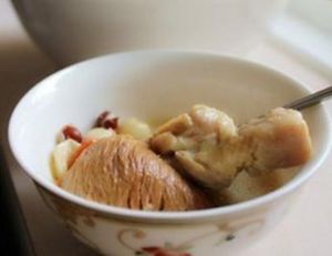 猴頭菇燉雞肉煲 猴頭菇燉雞肉煲