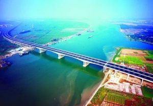 廣深沿江高速公路