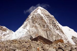 普莫里峰 普莫里峰