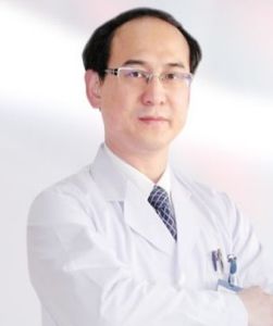 李永林[隆鼻專家]