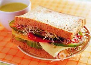 排毒蘆筍海苔三明治