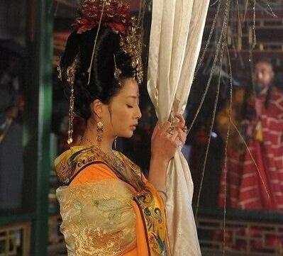 她是日本的國際巨星,卻說自己是楊貴妃的後代,還有貴妃墓為證 她是日本的國際巨星,卻說自己是楊貴妃的後代,還有貴妃墓為證