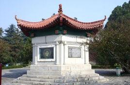 子彈殼銅鑄陵墓 子彈殼銅鑄陵墓