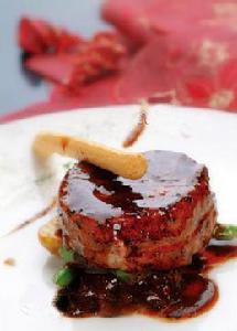 黑椒紅酒汁安格斯牛柳 黑椒紅酒汁安格斯牛柳