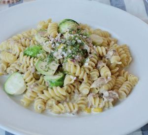 吞拿魚奶油意面 吞拿魚奶油意面