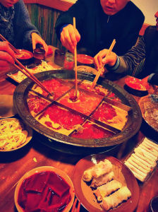 土房子老火鍋 土房子老火鍋