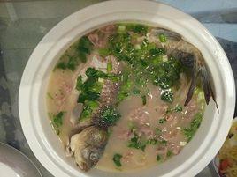 鯽魚羊肉湯 鯽魚羊肉湯