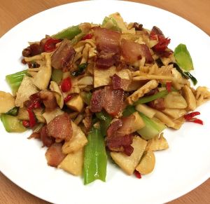 冬筍炒臘肉