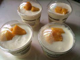 榴槤慕斯杯 榴槤慕斯杯