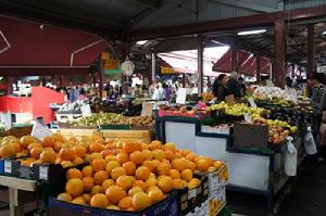 墨爾本[澳大利亞南部城市及維多利亞州首府]