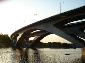 （圖）北二高碧潭大橋