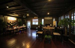 楊超凡 ● 吳越藝術會所