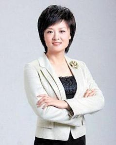 李小萌[主持人]