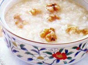 薑汁核桃紅棗粥 薑汁核桃紅棗粥